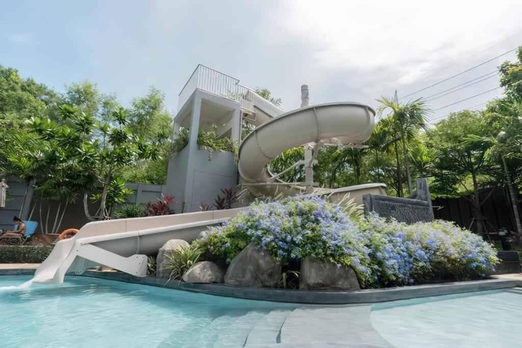 Sea View -High Floor 2 Bed Room Excellent Location Pattaya Exterior foto